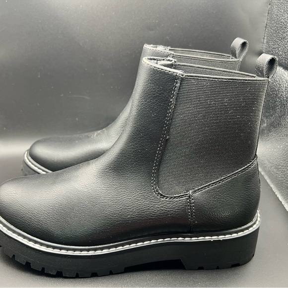 Black Leather Ankle Chelsea Boots - Picture 2 of 5
